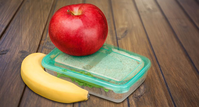 lunchbox red apple and banana